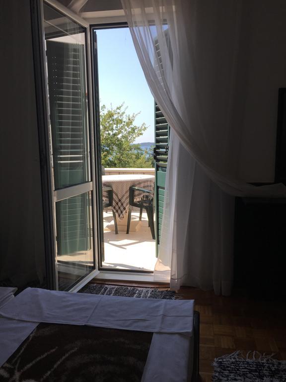 Dragovic Sveti Stefan